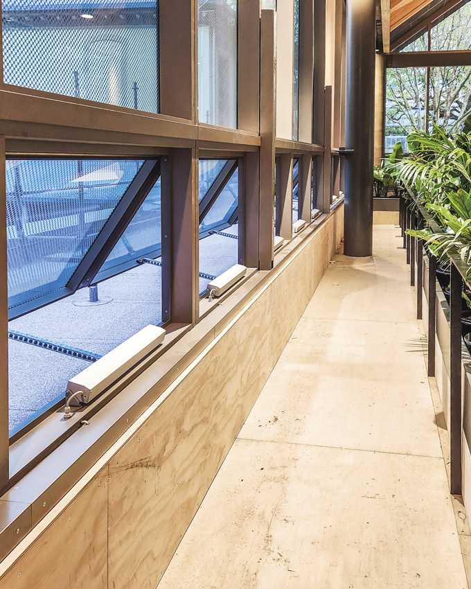 Windows for replacement air
